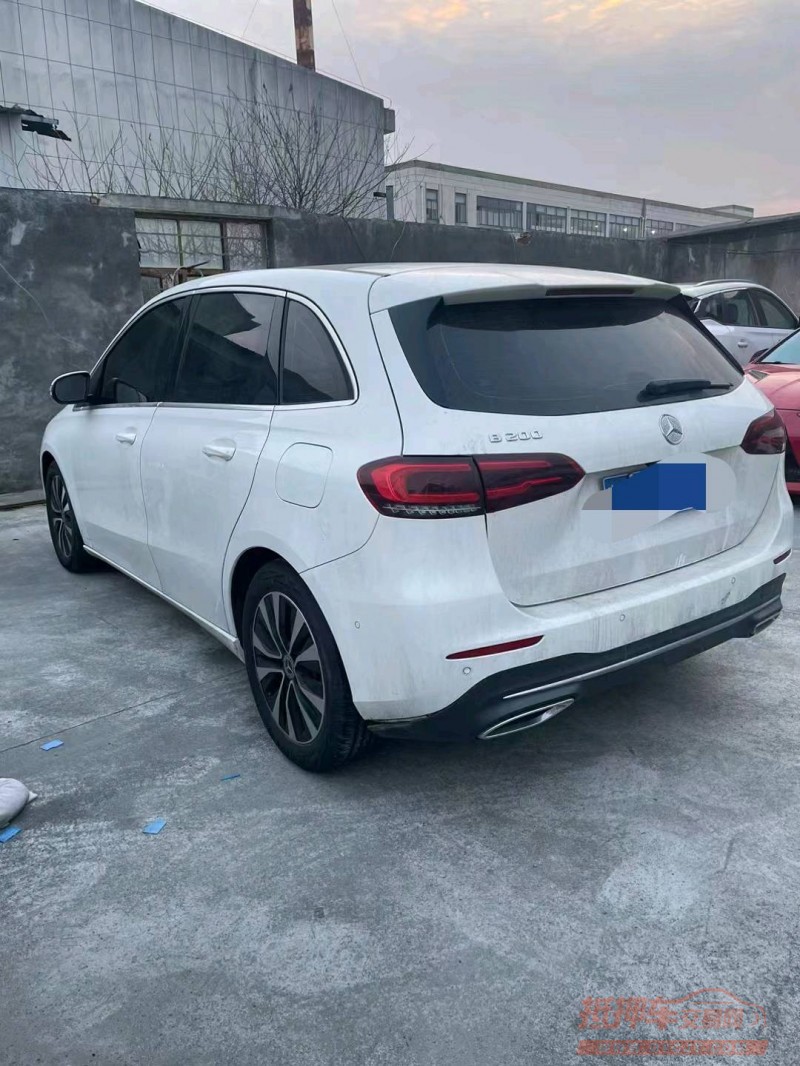 嘉兴21年奔驰B3