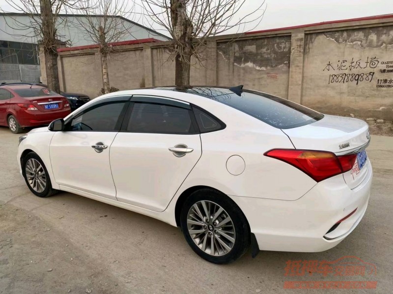 保定18年现代名图5