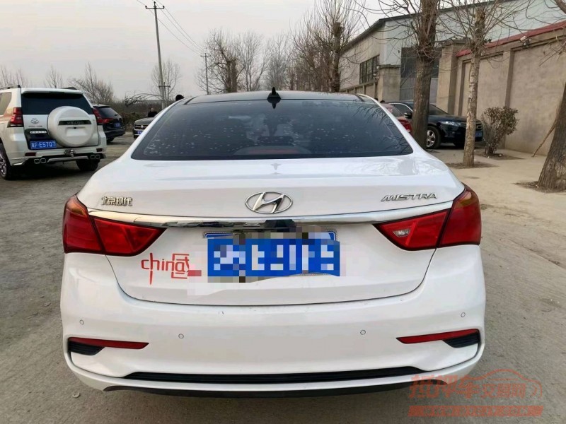 保定18年现代名图8