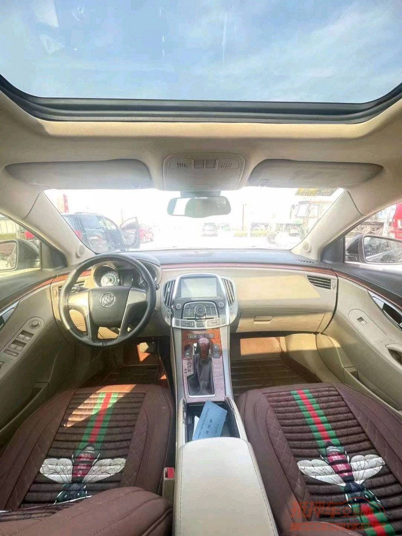 北京12年别克君越4