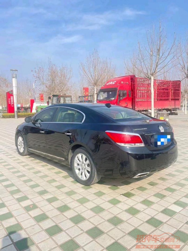 北京12年别克君越5