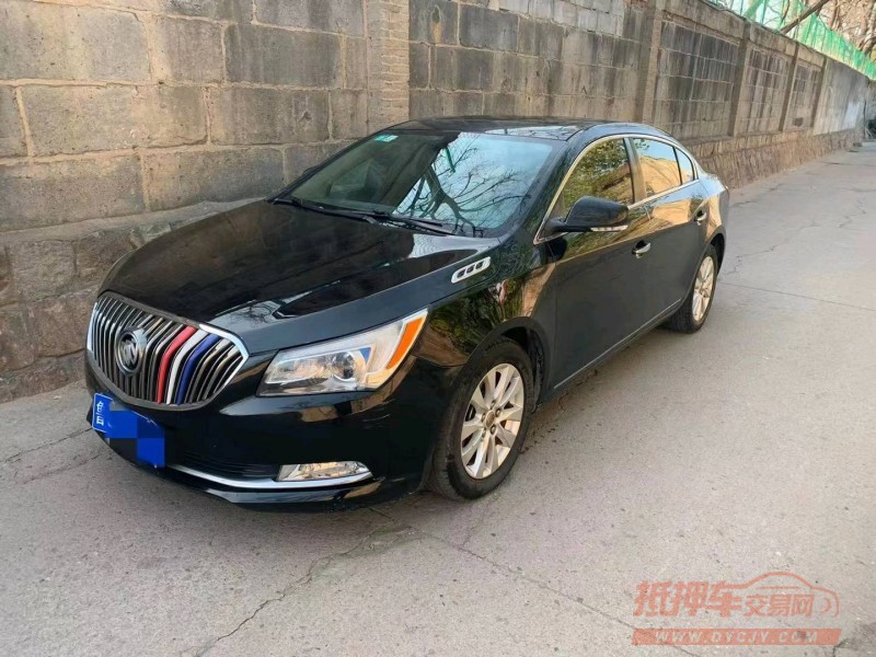 青岛15年别克君越2