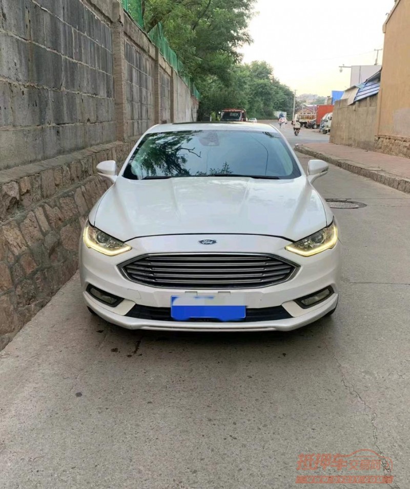 青岛17年福特蒙迪欧1