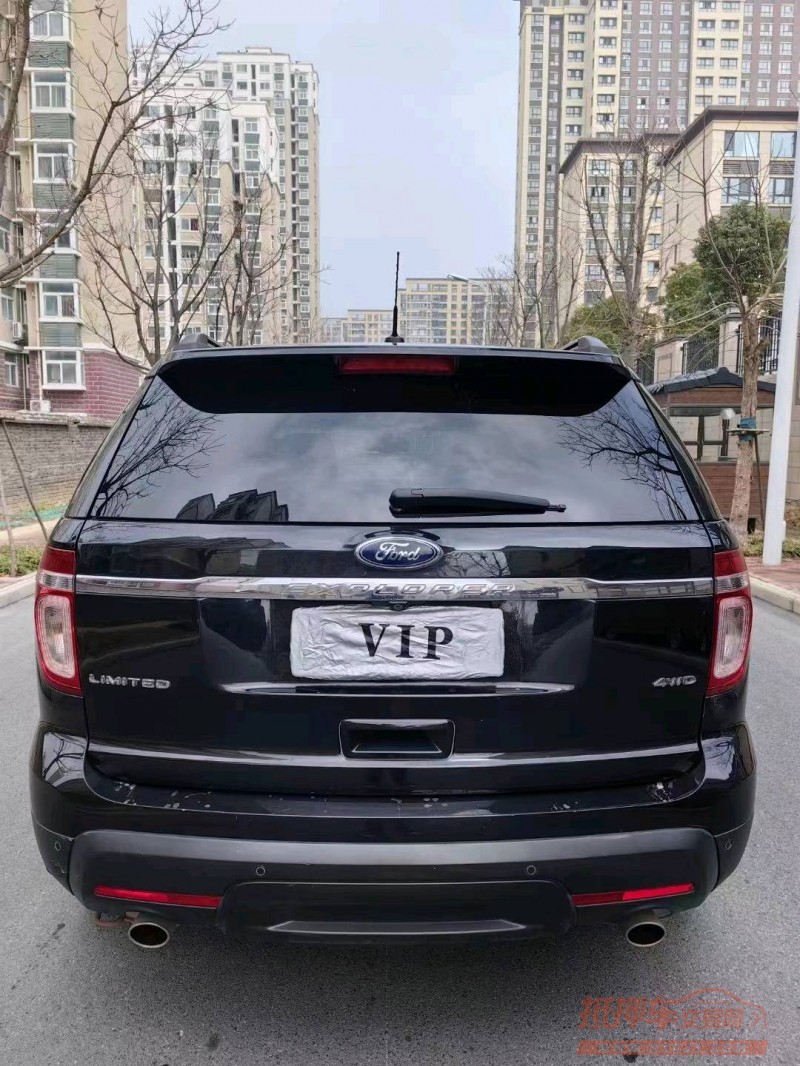 淮南14年福特探险者1