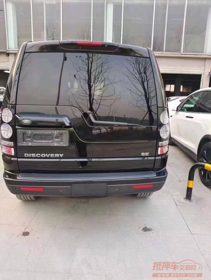 重庆15年路虎发现8