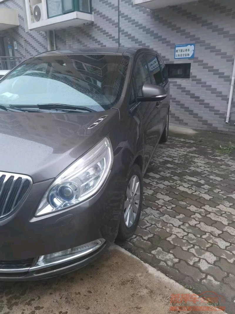 保定13年别克GL88