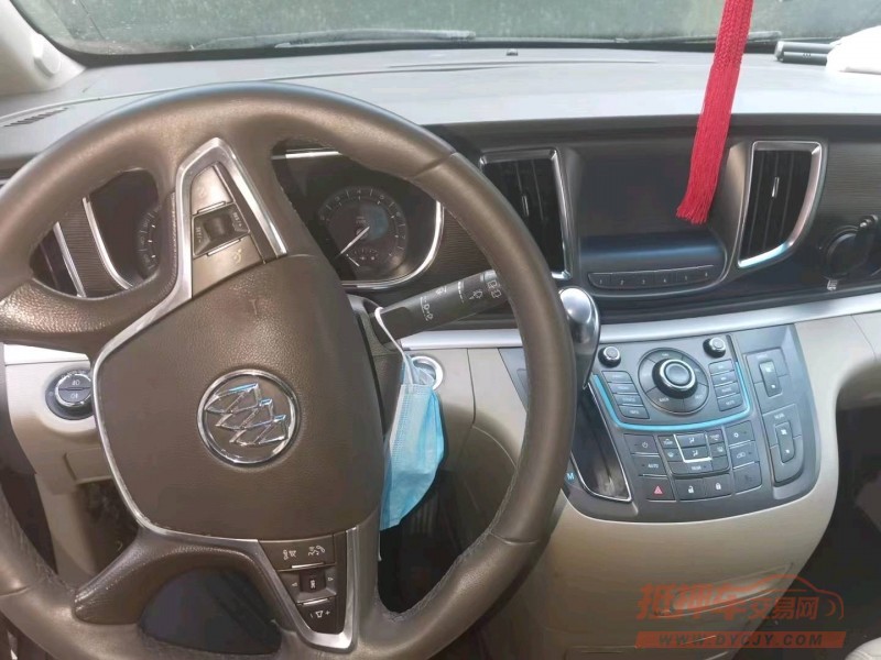 保定13年别克GL84