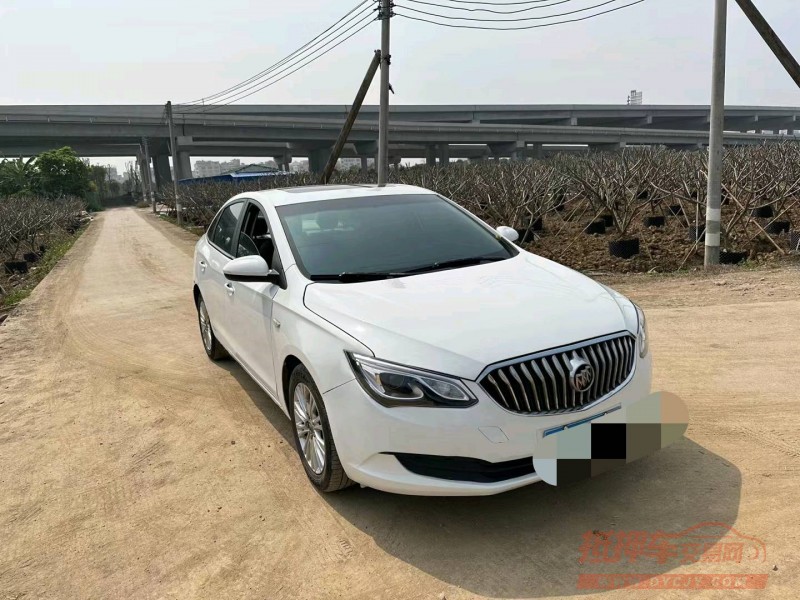 珠海17年别克英朗5