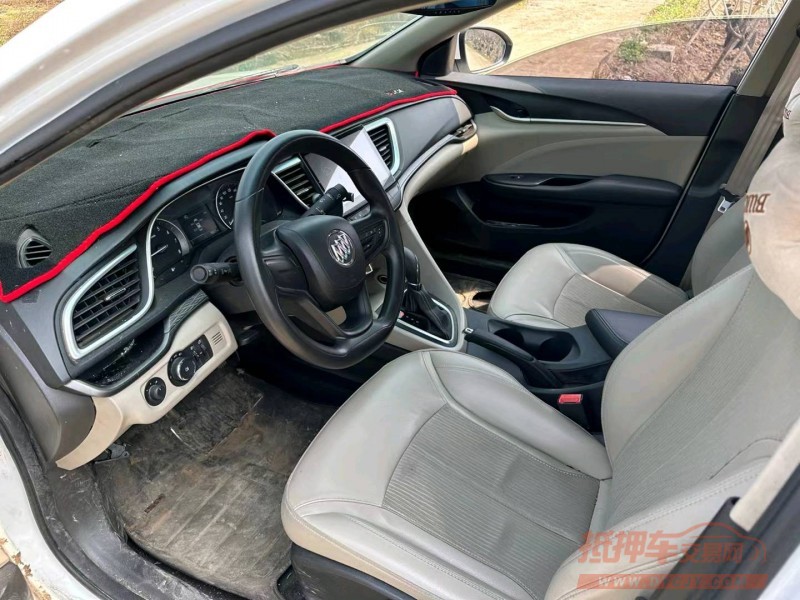 珠海17年别克英朗8