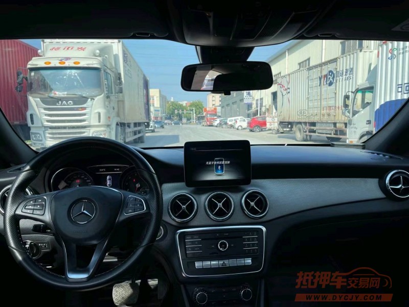 东莞17年奔驰CLA5