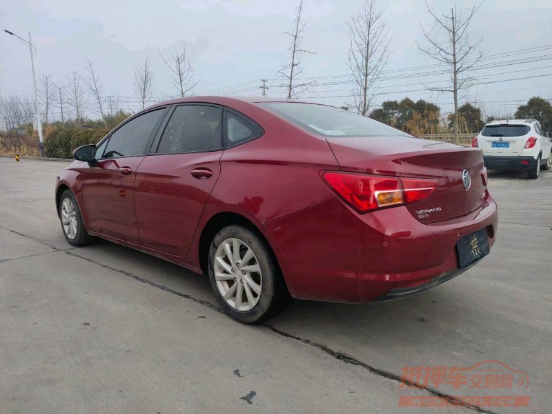 徐州17年别克威朗5