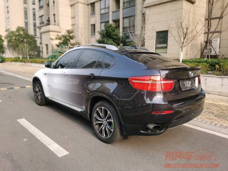 苏州11年宝马X68