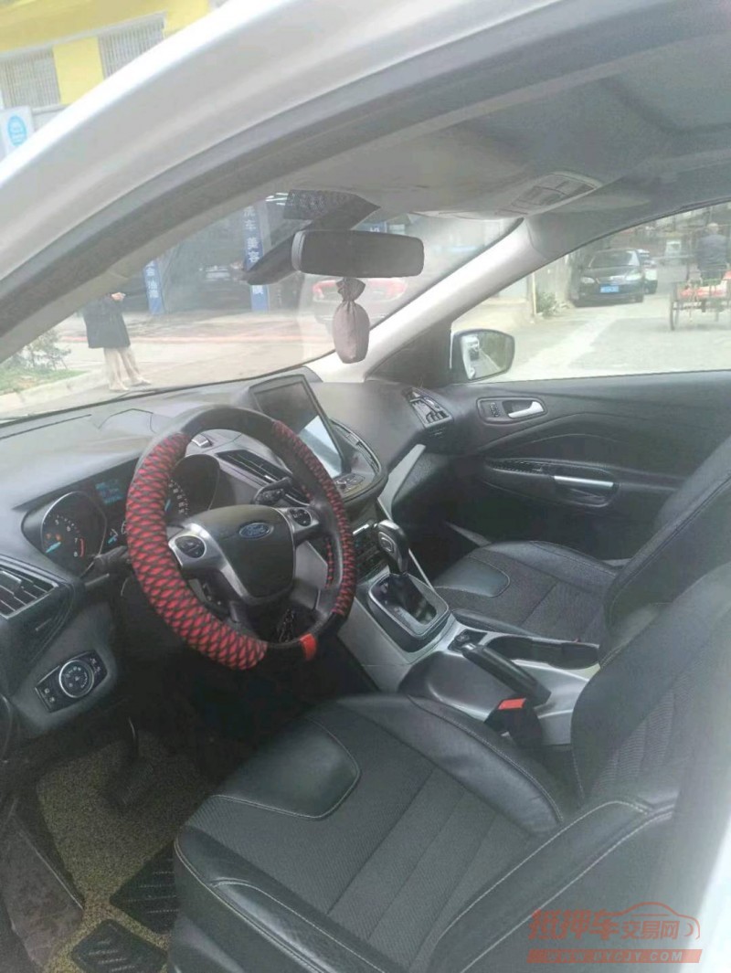 邯郸15年福特翼虎5