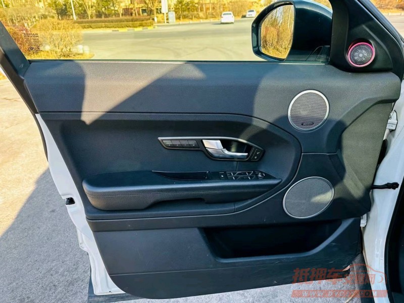 沈阳15年路虎极光3