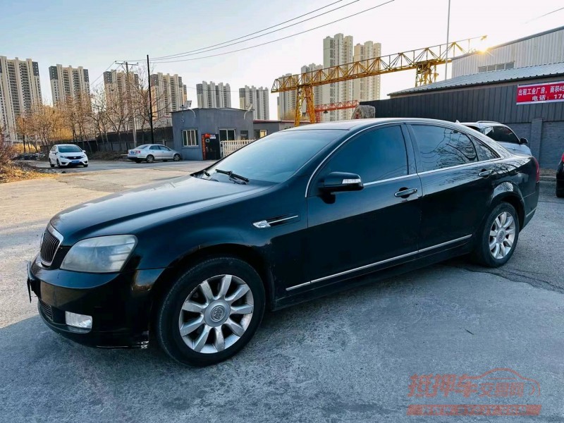 沈阳10年别克林荫大道2