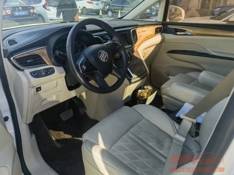 枣庄19年别克GL82