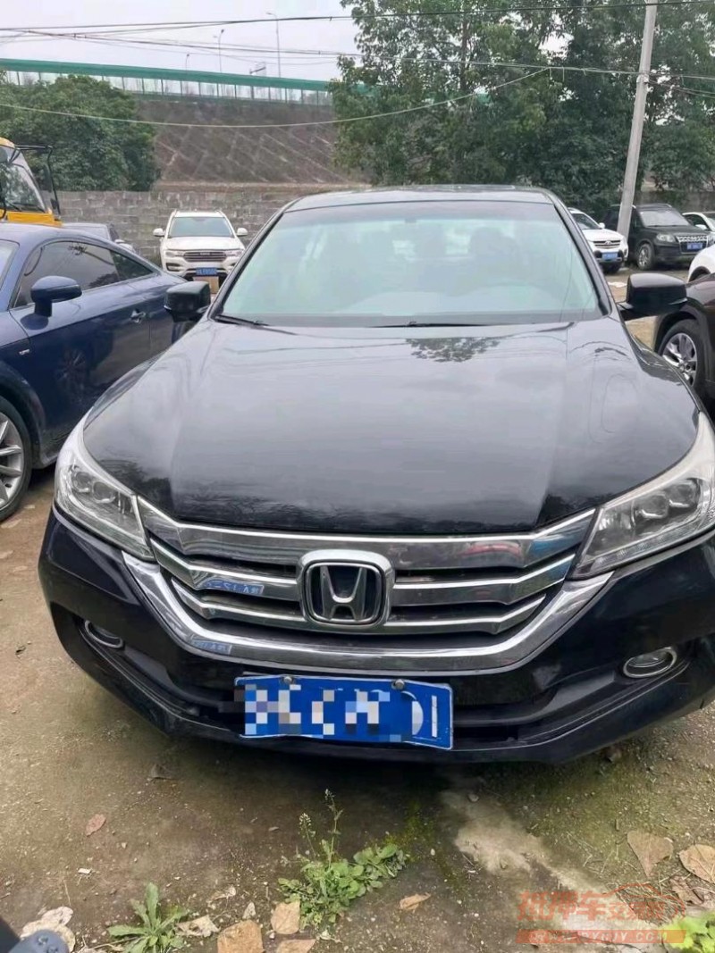 成都14年本田雅阁1