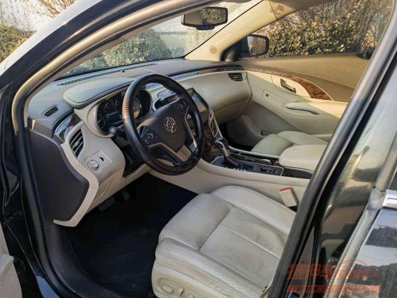 东营13年别克君越1