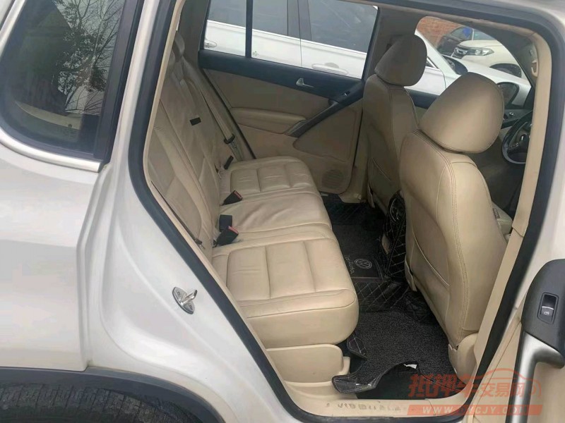 济南13年大众途观3