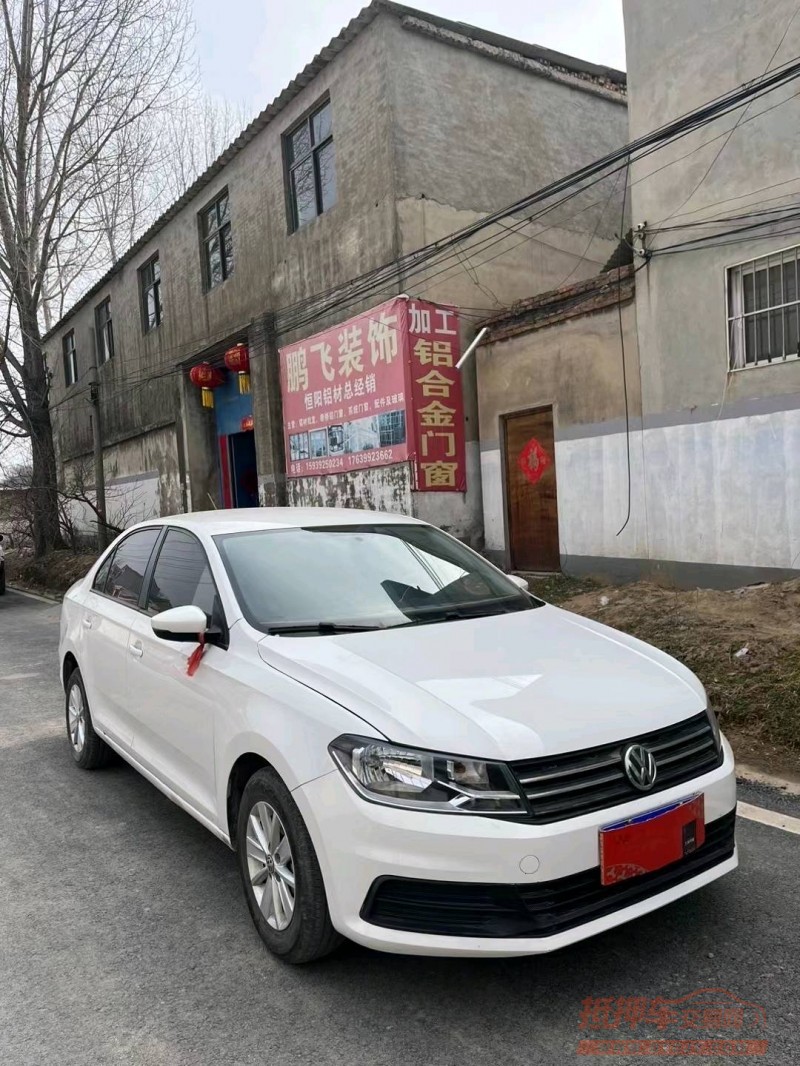 鹤壁20年大众桑塔纳2