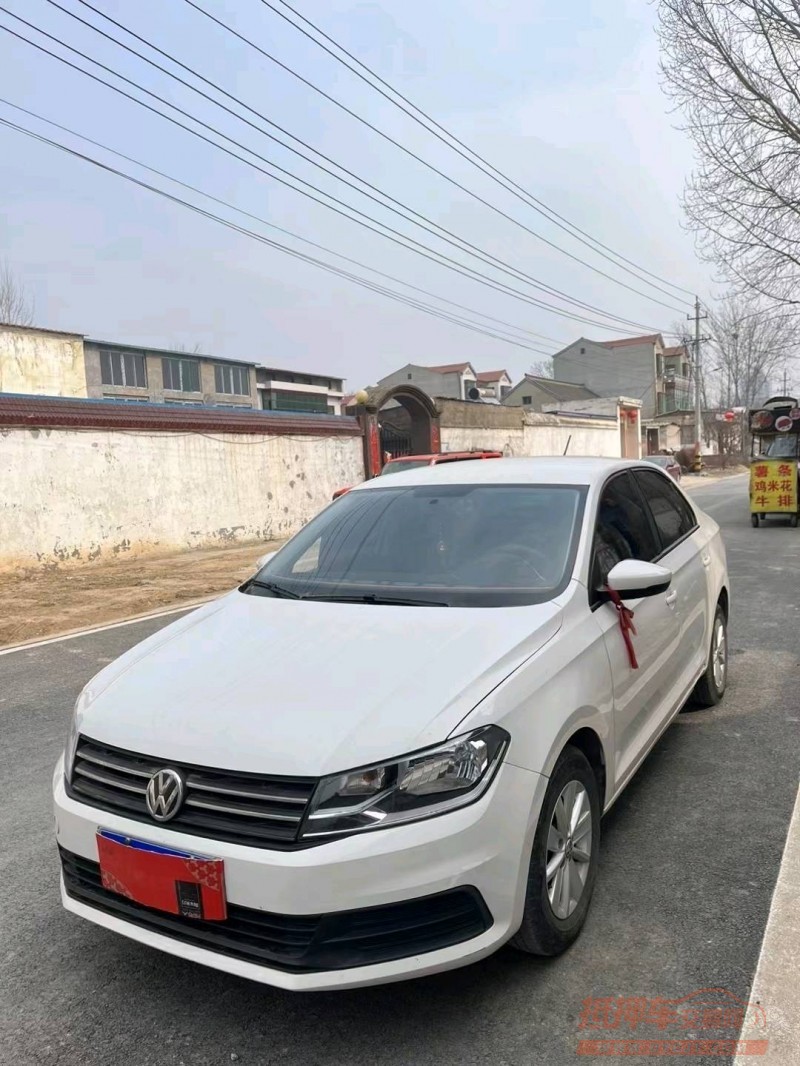 鹤壁20年大众桑塔纳3