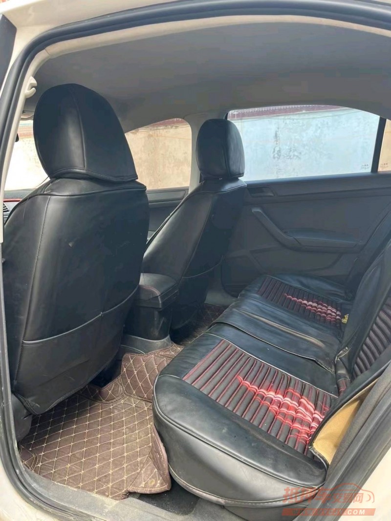 鹤壁20年大众桑塔纳4