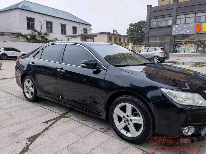 北京13年丰田凯美瑞5