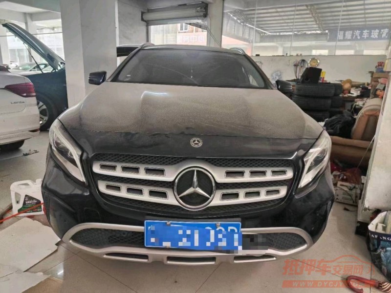 邯郸18年奔驰GLA1