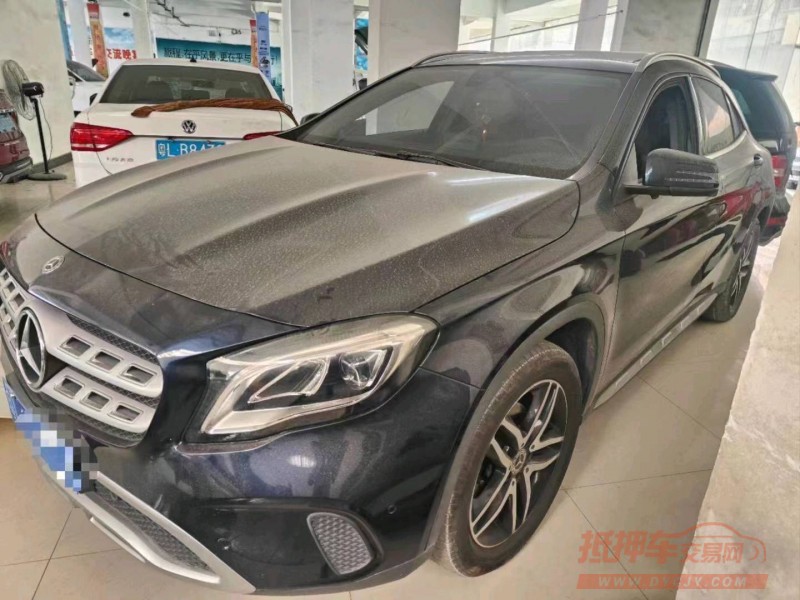 邯郸18年奔驰GLA5