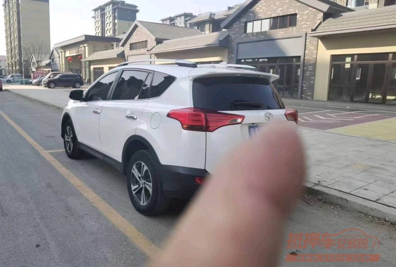邯郸15年丰田RAV42