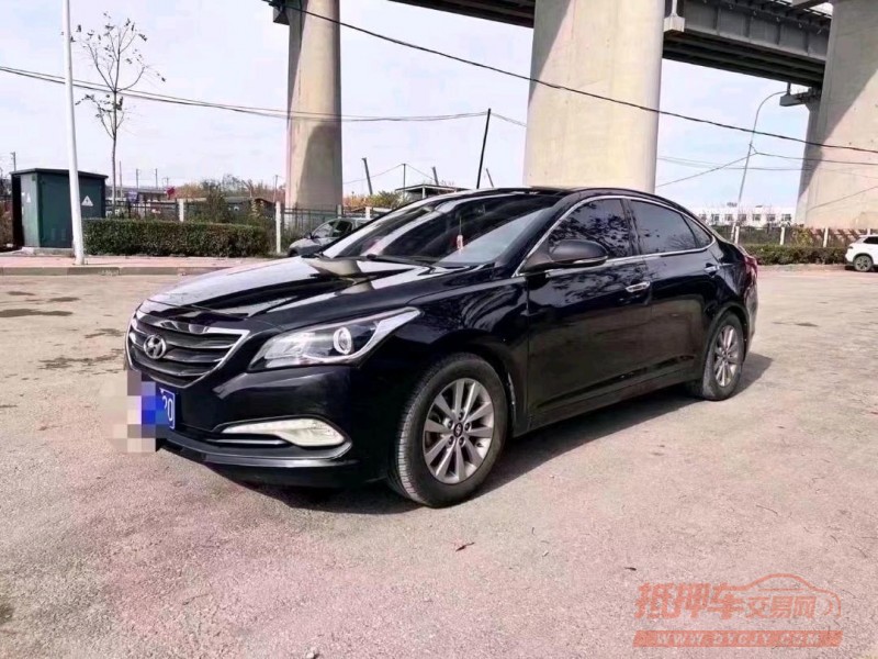 青岛16年现代名图3