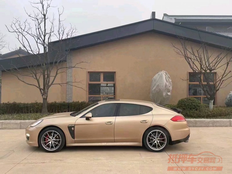 淮南12年保时捷帕拉梅拉4