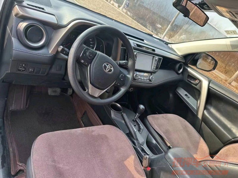 枣庄15年丰田RAV4荣放1