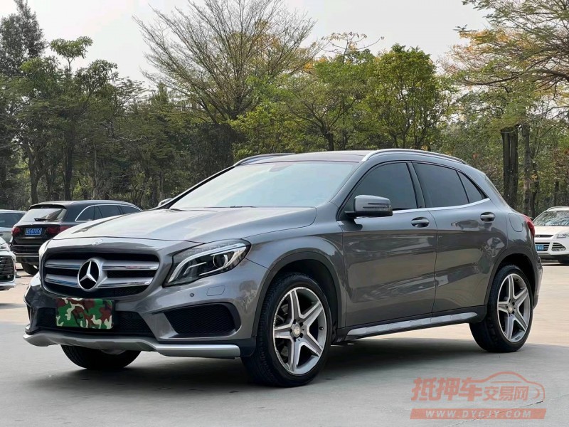 东莞16年奔驰GLA3