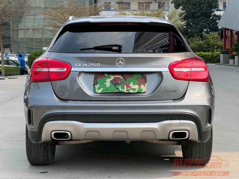 东莞16年奔驰GLA9