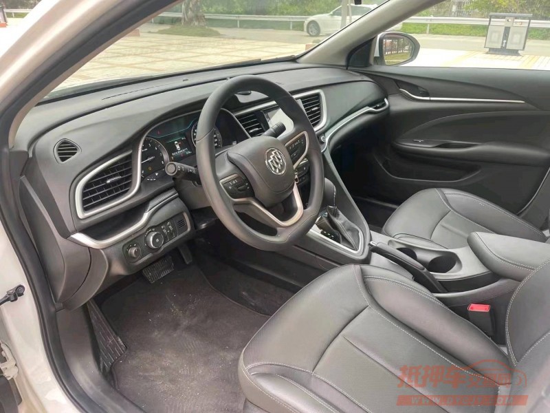 珠海22年别克英朗7