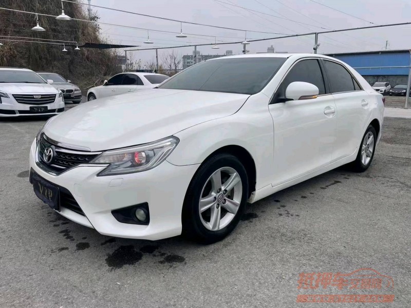 宜昌16年丰田锐志2