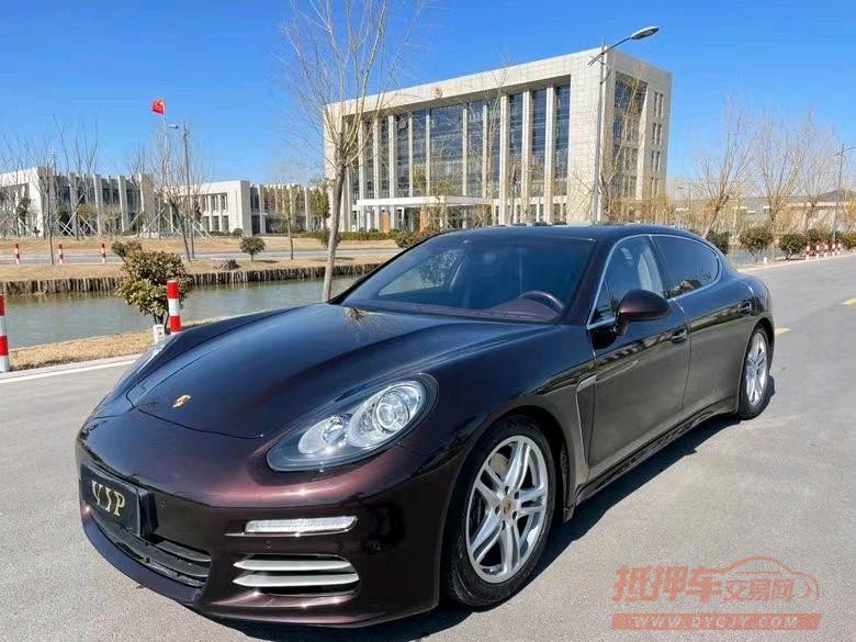盐城16年保时捷帕拉梅拉7