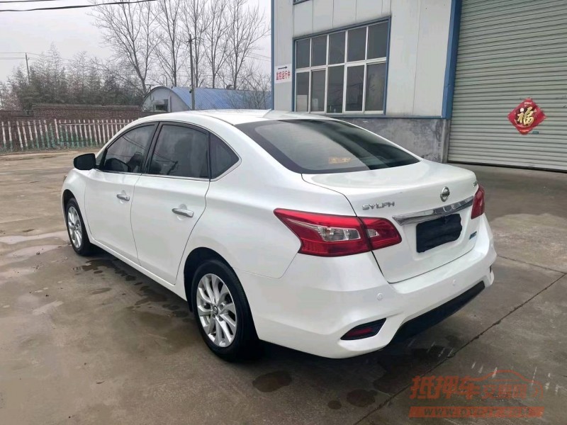 郑州17年日产轩逸8