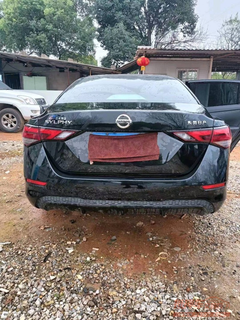 长沙22年日产轩逸3