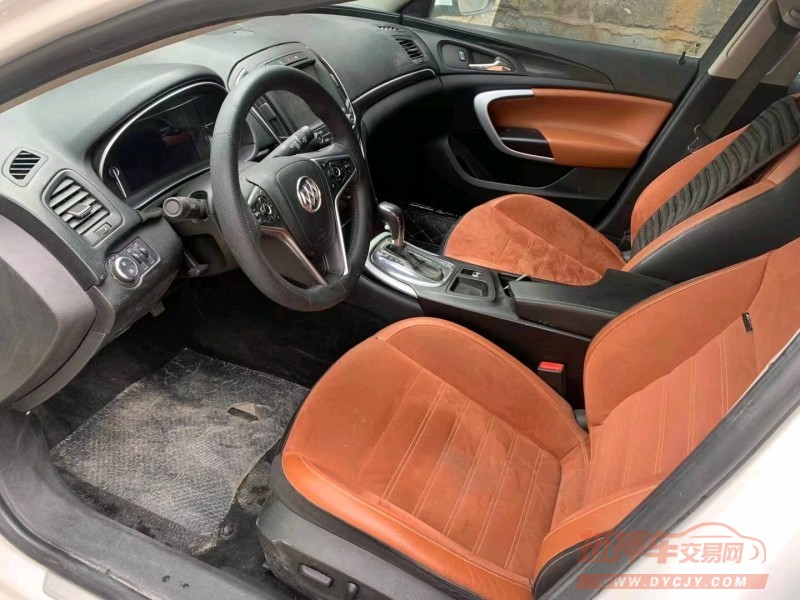 青岛15年别克君威2