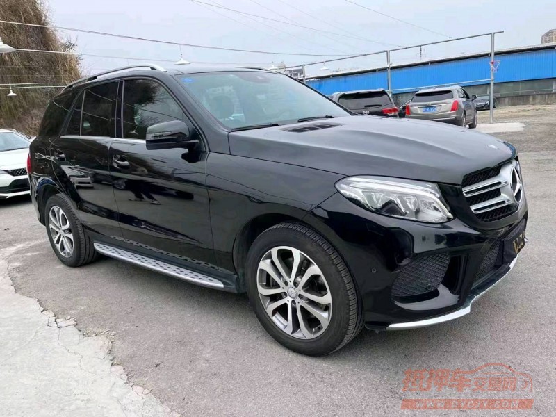 北京17年奔驰GLE3