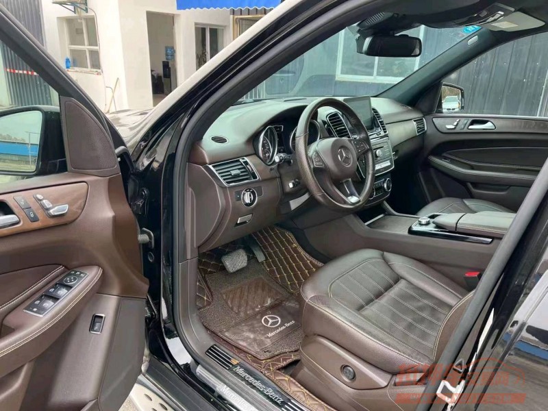 北京17年奔驰GLE7