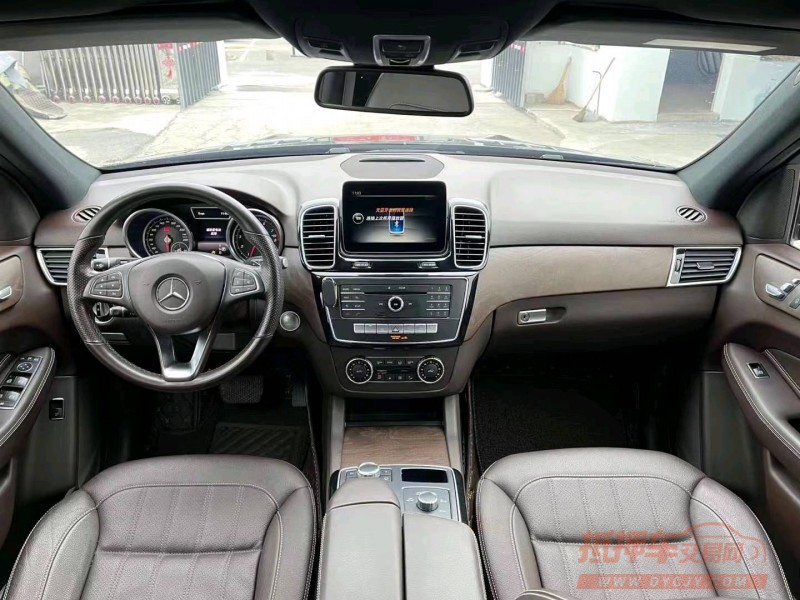 北京17年奔驰GLE8
