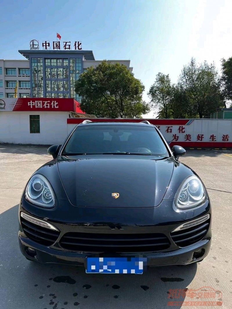 嘉兴14年保时捷卡宴1