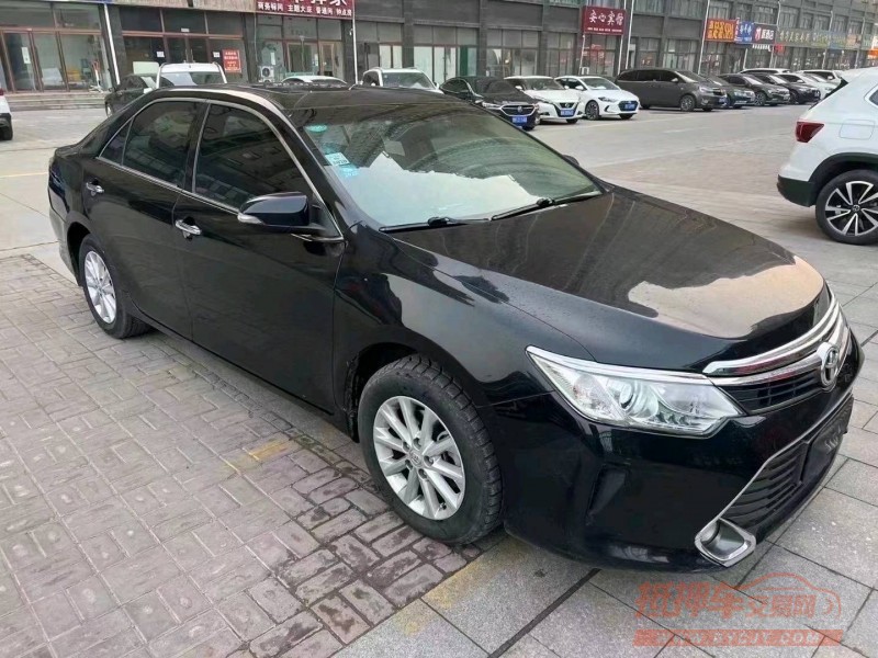 北京16年丰田凯美瑞6