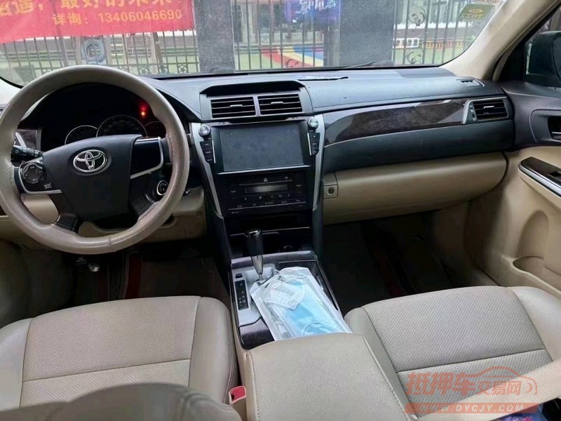 北京16年丰田凯美瑞5