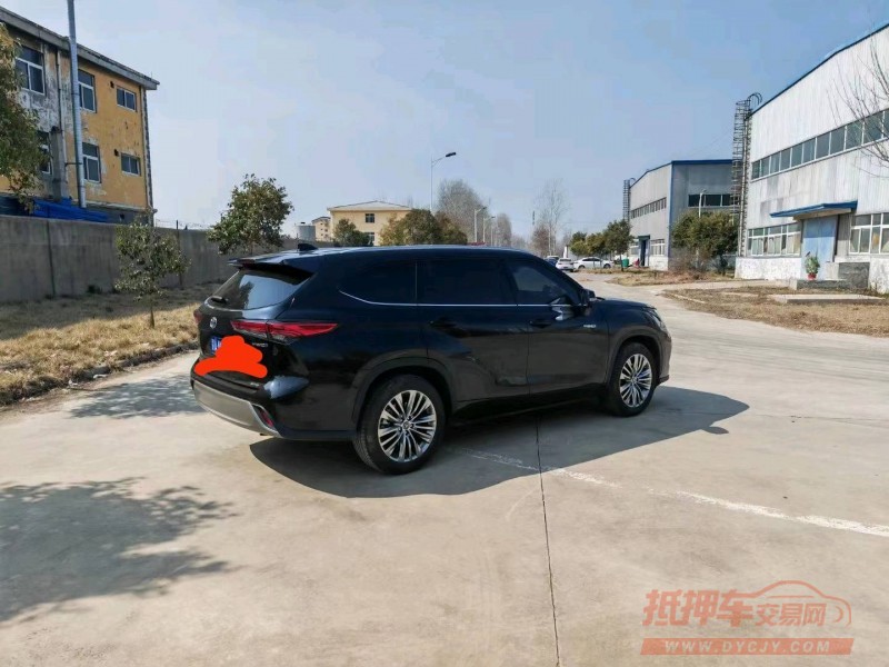 北京22年丰田汉兰达8