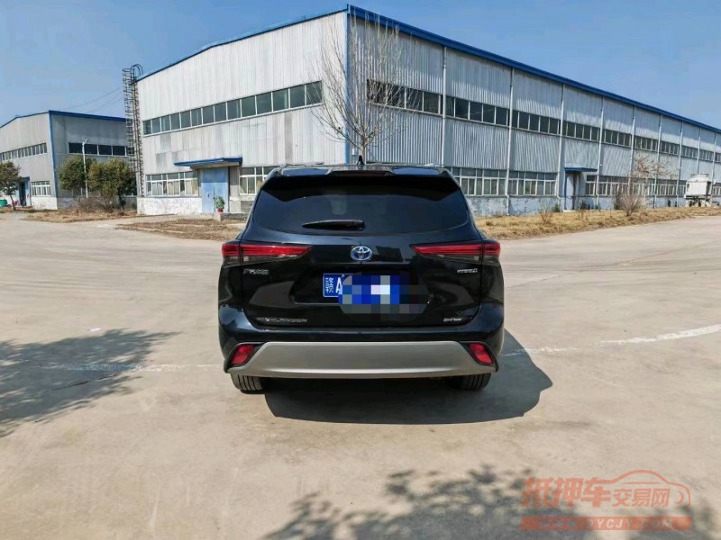 北京22年丰田汉兰达9