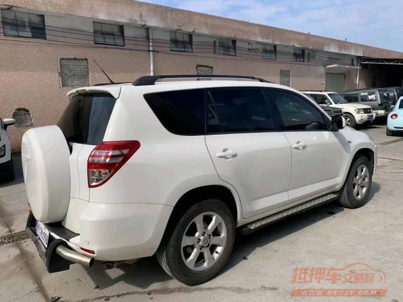 珠海13年丰田RAV48